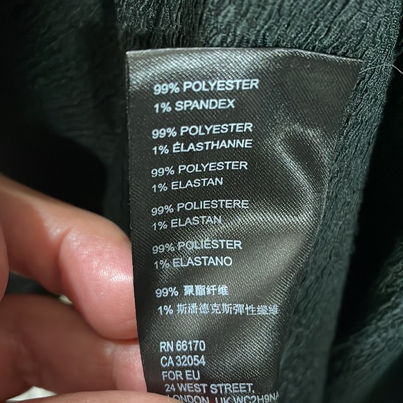 Anthropologie Black A-line On or Off the Shoulder top. EUC . Size M - Picture 6 of 6